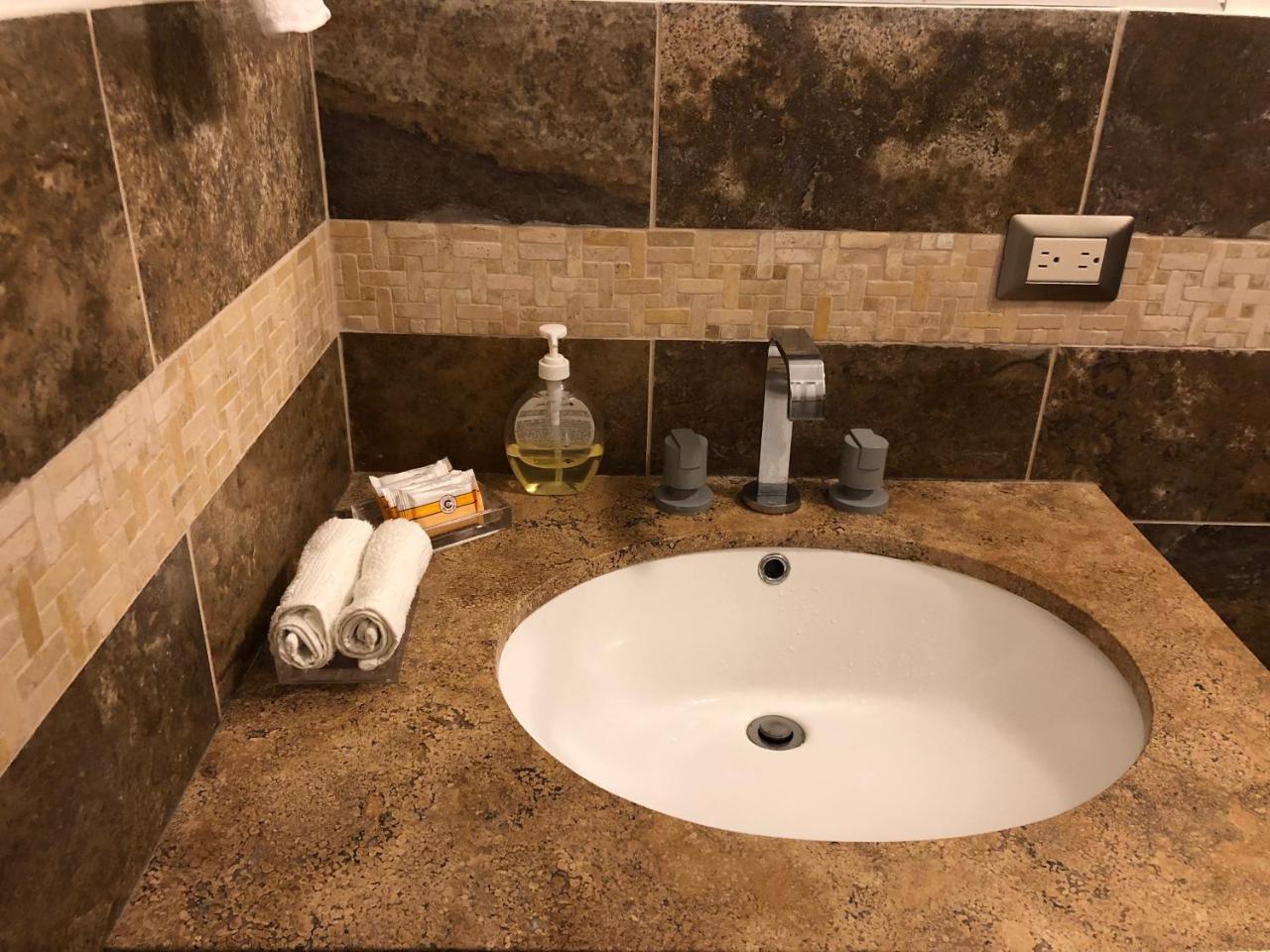 Caihuayna Apart Hotel Παράκας Εξωτερικό φωτογραφία
